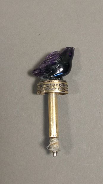 Table lighter with friction in purple quartz...