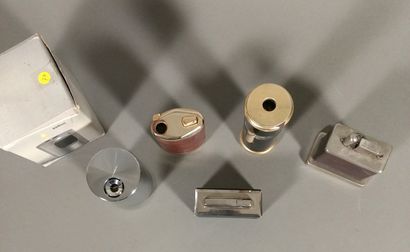 Set of 5 gas or petrol lighters from Braun,...