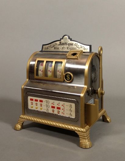 Gas lighter slot machine, the latter ope...