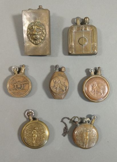 
Lot of 7 lighters including : 





- three...