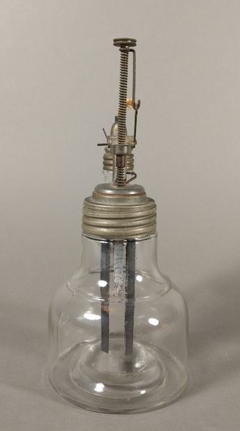 Gasoline table lighter with catalytic ignition,...