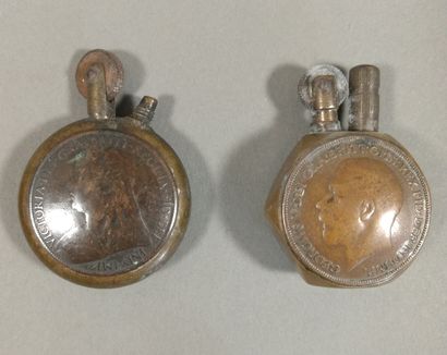 Lot of 7 copper or brass lighters made of...