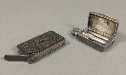 Lot including : 

- a silver niello fire...