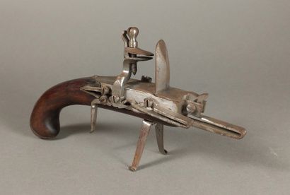 Metal flint table lighter-gun 

L. 20 cm...