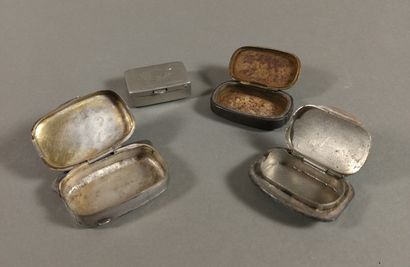 Set of 4 pocket flint lighters including...