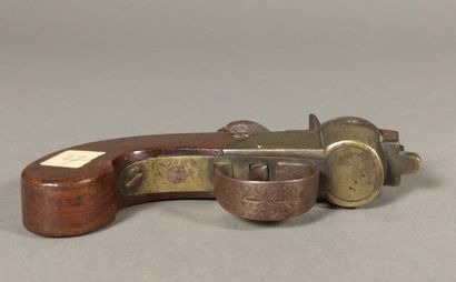 Brass and iron flint table lighter-pistol,...
