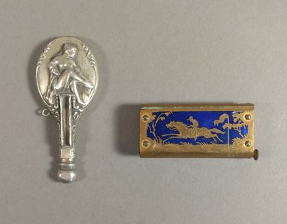 Lot including : 

- a rare engraved brass...