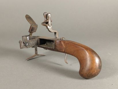 Table flintlock pistol lighter with metal...