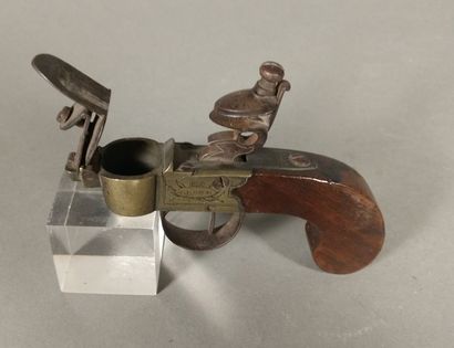 Brass and iron flint table lighter-pistol,...