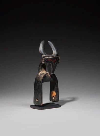 Djimini Pulley
Ivory Coast
Wood
H. 15 cm
Provenance:
-...