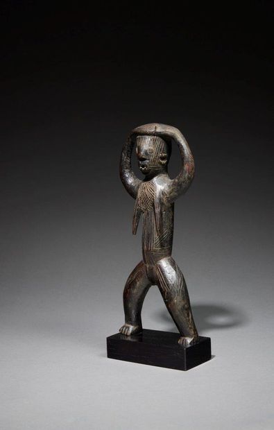 Statue Bassa n'gue
Nigéria
H. 25cm
Provenance...