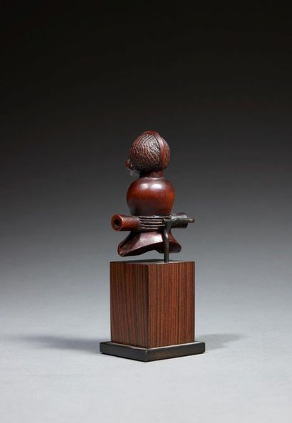 Sifflet Tchokwe
Angola Bois
H. 8 cm
Élégant...