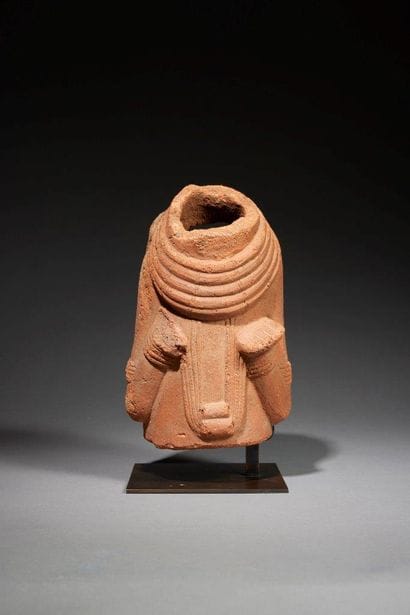 Nok statue
Nigeria 500 B.C. - 500 A.D.
Terracotta
H....