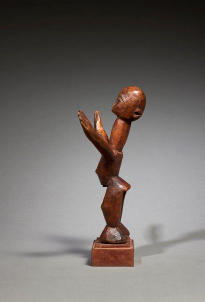 Lobi statuette
Burkina Faso
Wood
H. 26 cm
Interesting...