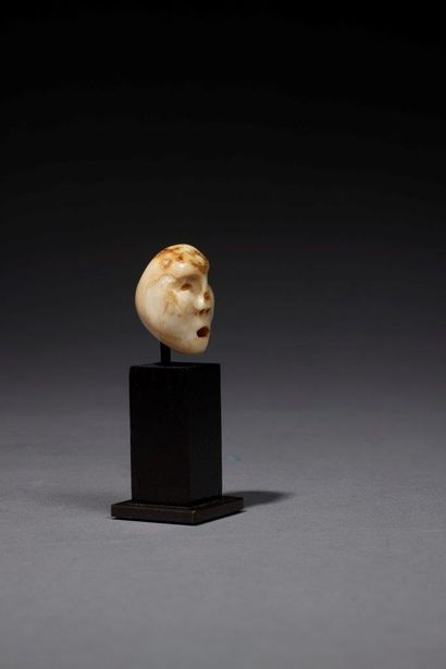 * Eskimo head
Bering Strait - Alaska / Canada
Thule...