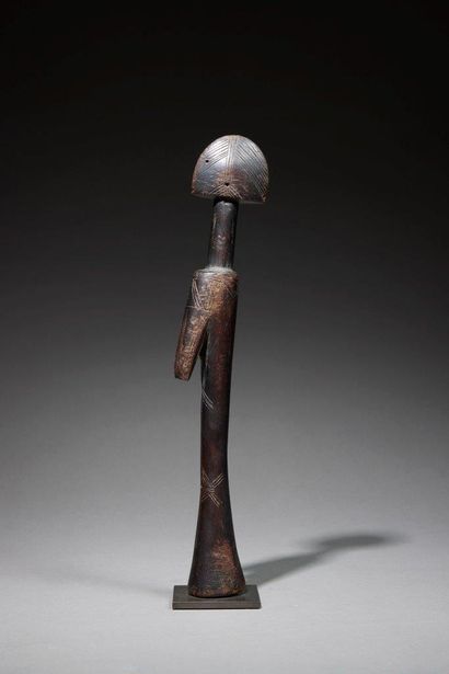 Poupée Mossi
Burkina Faso
Bois
H. 34 cm
Provenance...