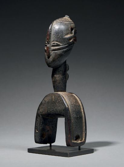 Poulie Bété
Côte d'Ivoire
Bois
H. 20 cm
Provenance...