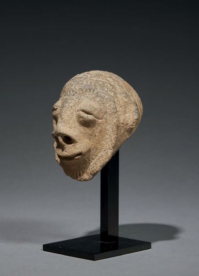 Djenne head
Mali 900-1500 A.D.
Terracotta
H....