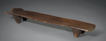 Lit Sénoufo
Côte d'Ivoire
Bois
L. 177 cm
Lit...