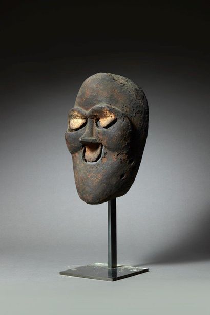 Eket mask Nigeria
Wood
H. 31,5 cm
Eket mask...
