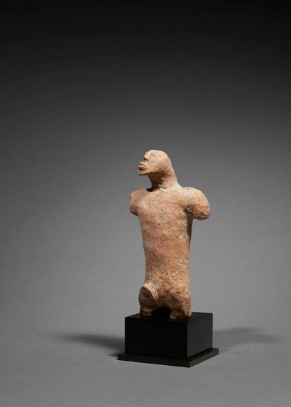 Statue Djenne
Mali
Xe-XIVe siècle Terre cuite
H....