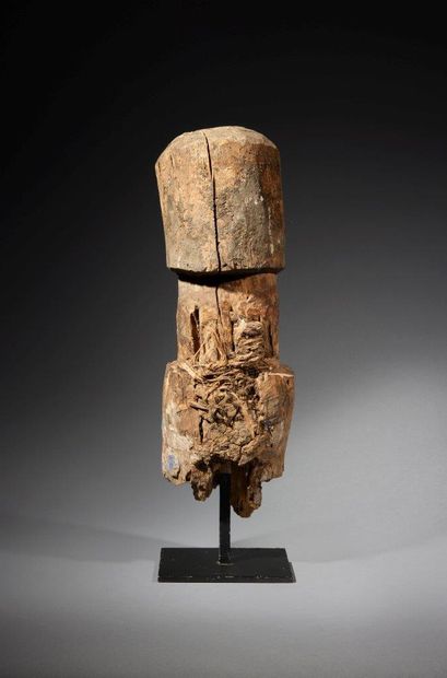 Statue Fon
Benin
Bois
H. 36 cm
Provenance...
