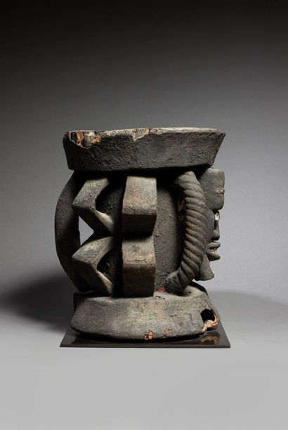 Kalabari altar/stool
Nigeria
Wood
H. 30.5...