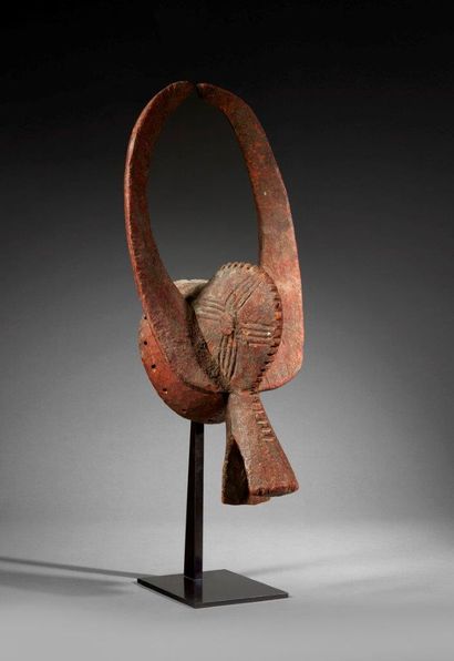 Mama mask
Nigeria
Wood
H. 51 cm
The term...