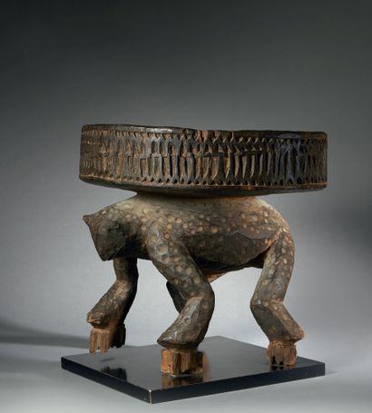 Tabouret Bamileke
Cameroun
Bois
H. 38 cm
Beau...