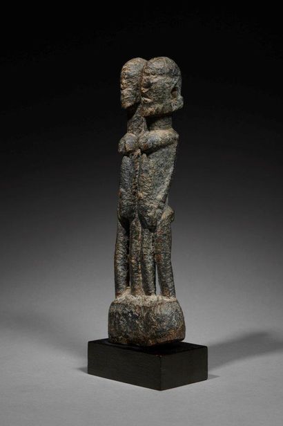 Statue Dogon
Mali
Bois
H. 27,5 cm
Provenance...