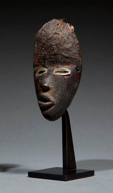 Mask passport Dan
Ivory Coast
Wood, aluminum
H....