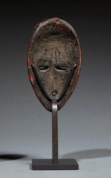 Mask passport Dan
Ivory Coast
Wood, aluminum
H....