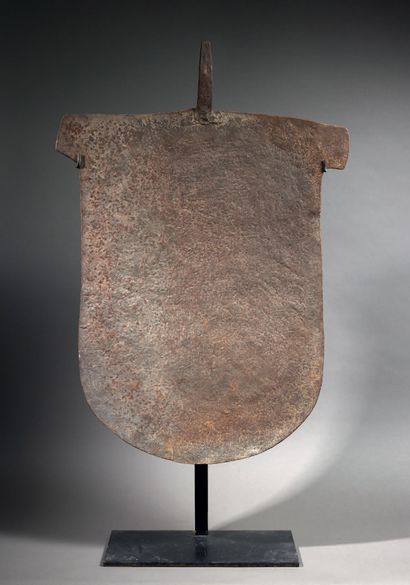 Monnaie Afo ou Angas
Nigéria
Fer, H. 92 cm
Provenance...