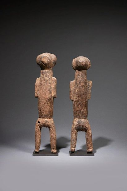 Losso couple
Togo
Wood
H. 37 and 38 cm
Couple...