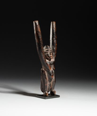Lobi slingshot, Burkina Faso
Wood
H. 20,5...