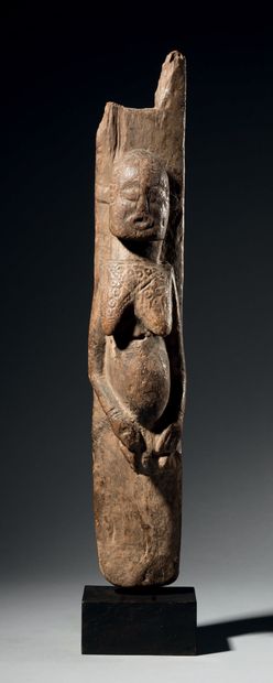 Statue Djennenké, Dogon, Mali
Bois à patine...
