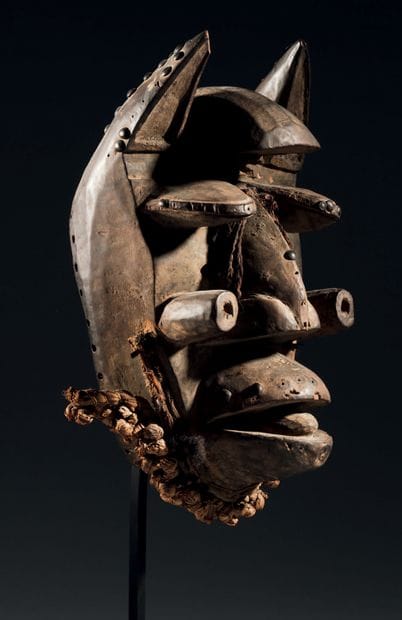 Wé-Guéré mask, Ivory Coast
Wood, vegetable...