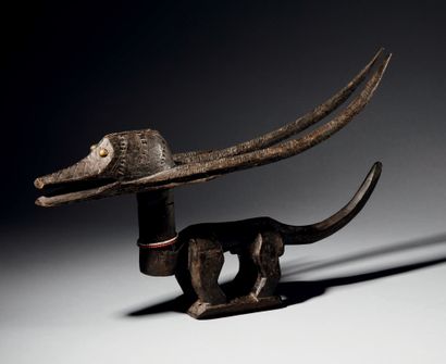 Cimier Ci-wara Bamana, Mali
Bois
H. 52 cm
Provenance...