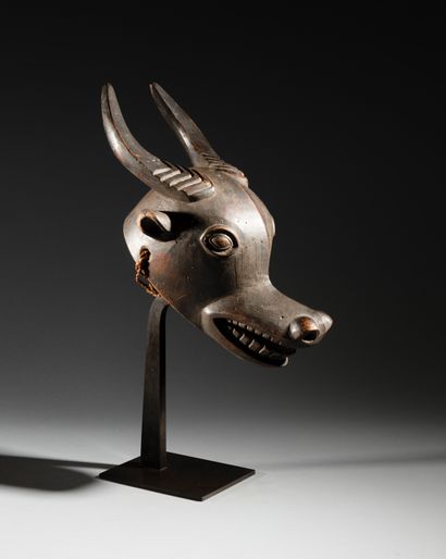 Masque antilope, Côte d'Ivoire
Bois à patine...
