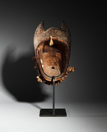 Wé-Guéré mask, Ivory Coast
Wood, vegetable...