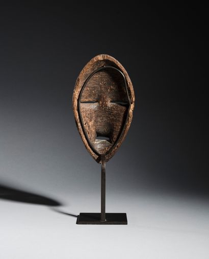 Masque Dan Mano, Côte d'Ivoire
Bois
H. 20,5...