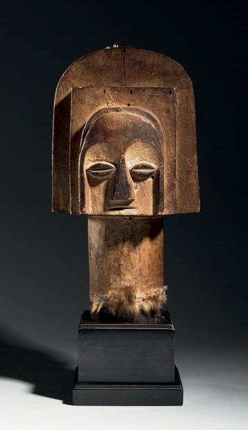 Poteau Mbete Janus, Gabon
Bois, kaolin, peau...