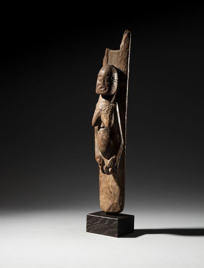 Statue Djennenké, Dogon, Mali
Bois à patine...