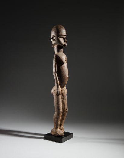 Statue Lobi, Burkina Faso
Bois dur à patine...