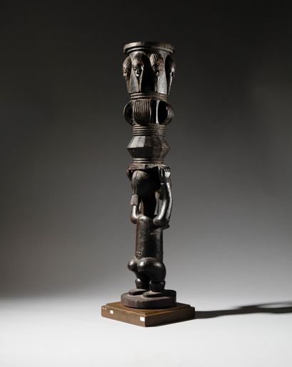 Statue-column Ebrié, Attié, Ivory Coast
Wood
H....
