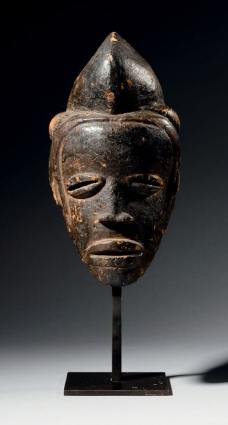 Masque Punu, Gabon
Bois
H. 26 cm
Provenance...