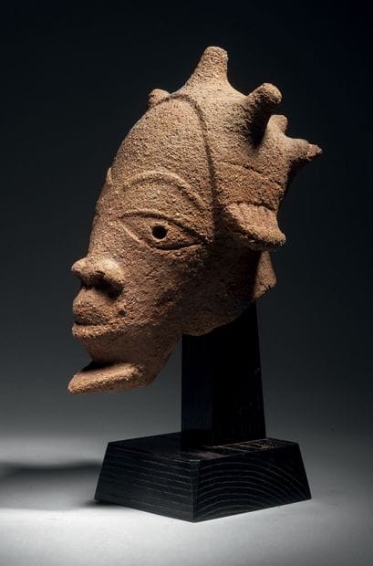 Nok head, Nigeria
Terracotta
Certificate...