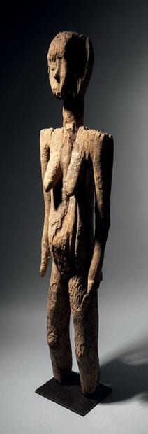 Mbembe statue, Nigeria
Wood
H. 113 cm
Mbembe...