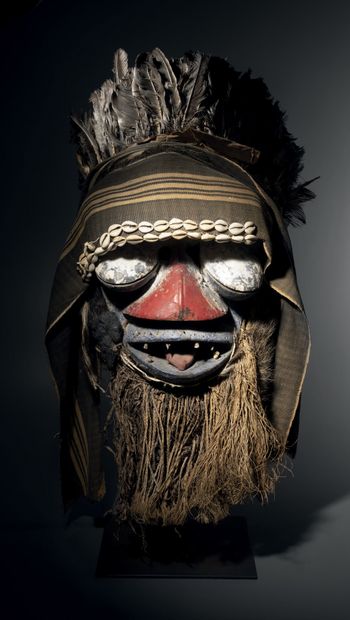Wé mask, Ivory Coast
Wood, metal, fabrics,...