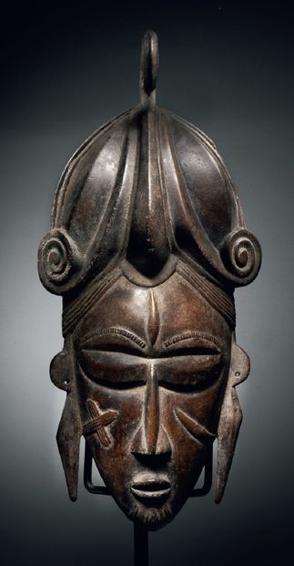 Ɵ Ligbi mask, Bondoukou region, Ivory Coast
Wood
H....